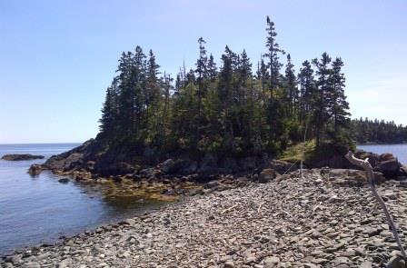 Small Island found at end of Eastern Knubble Trail